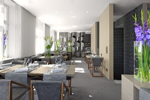 Breakfast served - Hotel Cubo (Ljubljana)