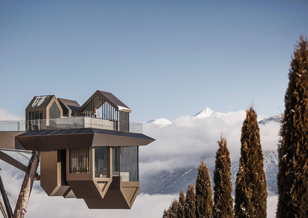 Alpin Panorama Hotel Hubertus by null