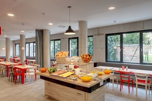 Breakfast area - Meininger Wien Downtown Franz (Vienna)