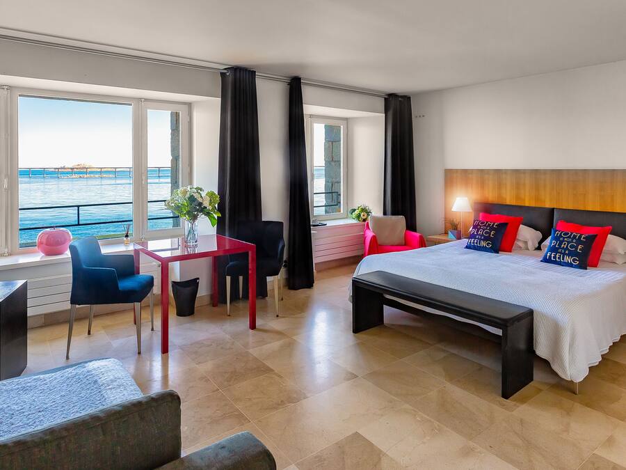 Junior Suite, Sea View | Premium bedding, memory foam beds, in-room safe, individually decorated