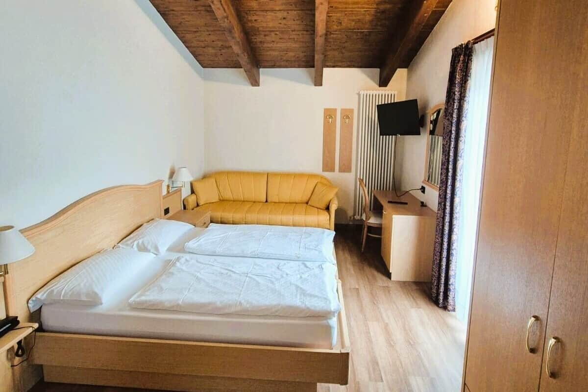 Chambre Double | Couette en duvet d'oie, minibar, coffres-forts dans les chambres, bureau