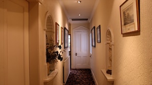 Interior - Victorian Townhouse (Edinburgh)