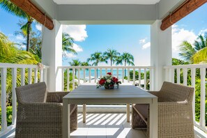 Utsikt mot strand/hav