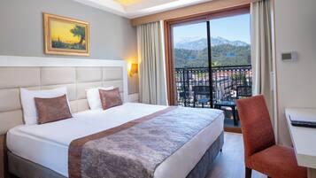 Safe på rommet og sengetøy