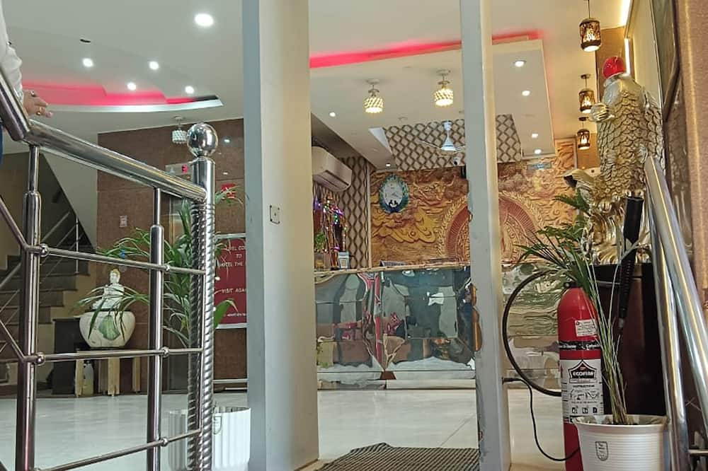 Hotel RTS Plaza Near IGI Airport