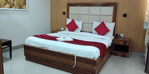 Deluxe Room | Desk, iron/ironing board, rollaway beds, free WiFi - Hotel RTS Plaza Near IGI Airport (New Delhi)