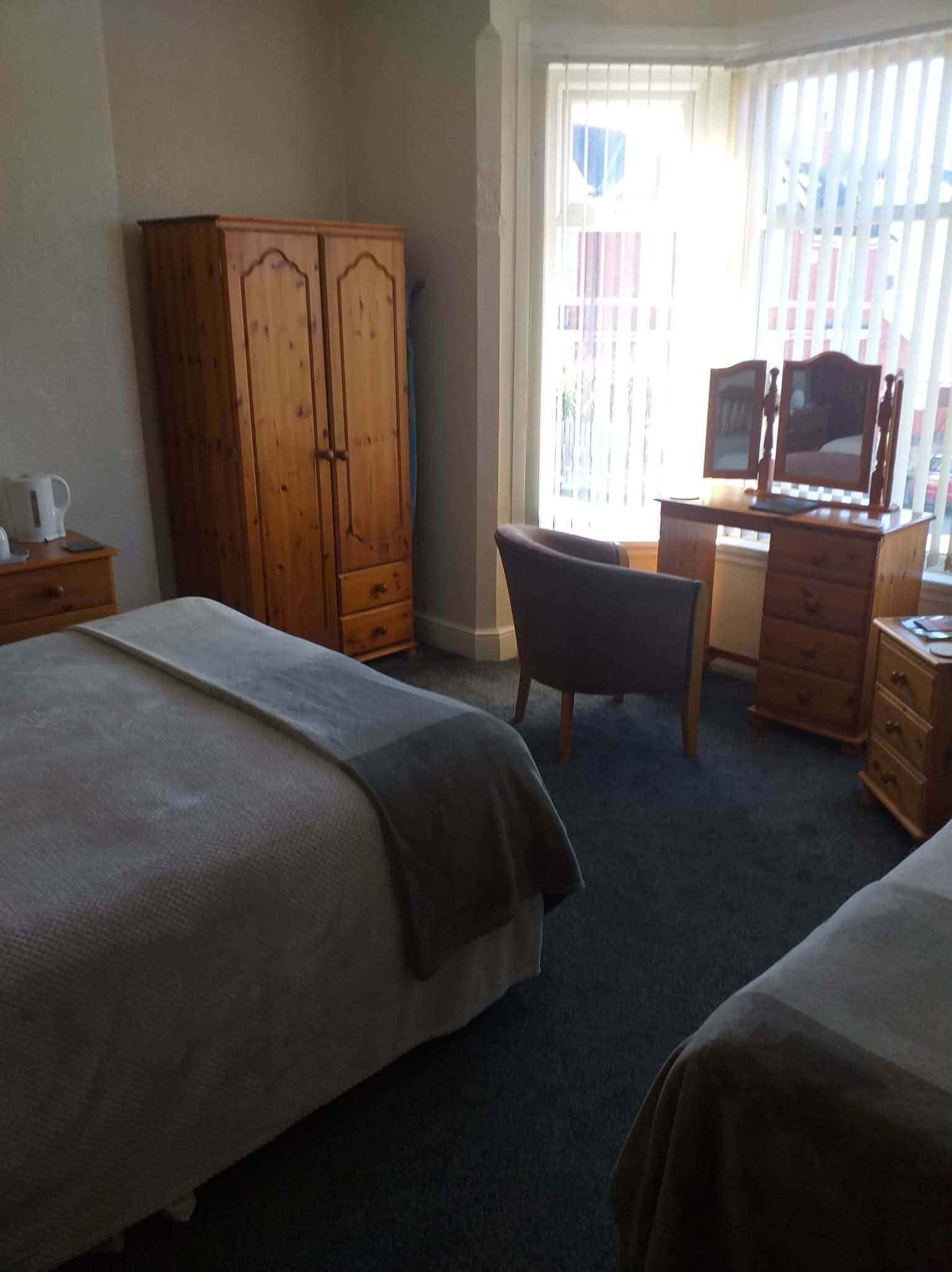 Suite, Ensuite (2 Adults and 1 Child)