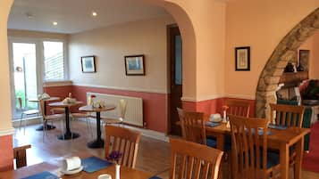 Desayuno continental incluido todos los días