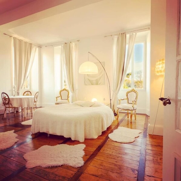 Deluxe Triple Room, Ensuite, Garden View (Sothys) - Château D'orleix (Orleix)