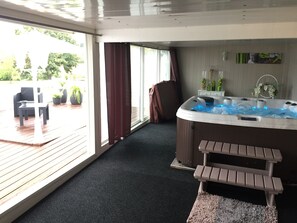 Miscellaneous - Château D'orleix (Orleix)