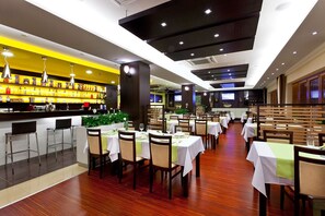 Restaurant - Hotel Viktor (Bratislava)