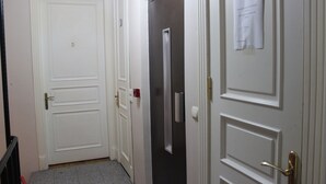 رواق