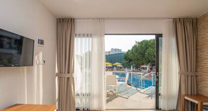 Ponz Boutique Hotel