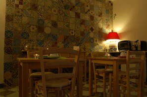 Daily buffet breakfast for a fee - B&B Federico Secondo (Palermo)