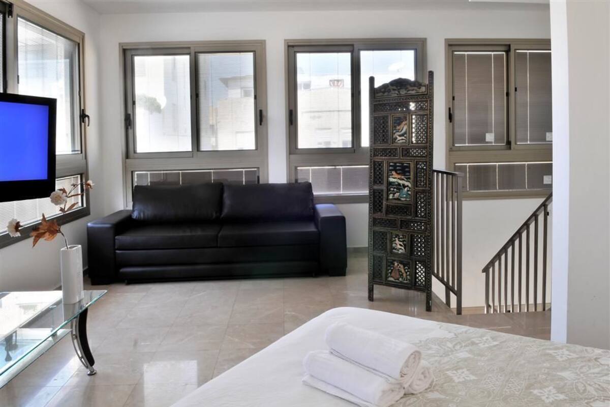 Duplex, 3 Bedrooms