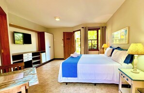 スーペリア ルーム ジェットバス | ミニバー、アイロン / アイロン台、WiFi (無料)、ベッドシーツ