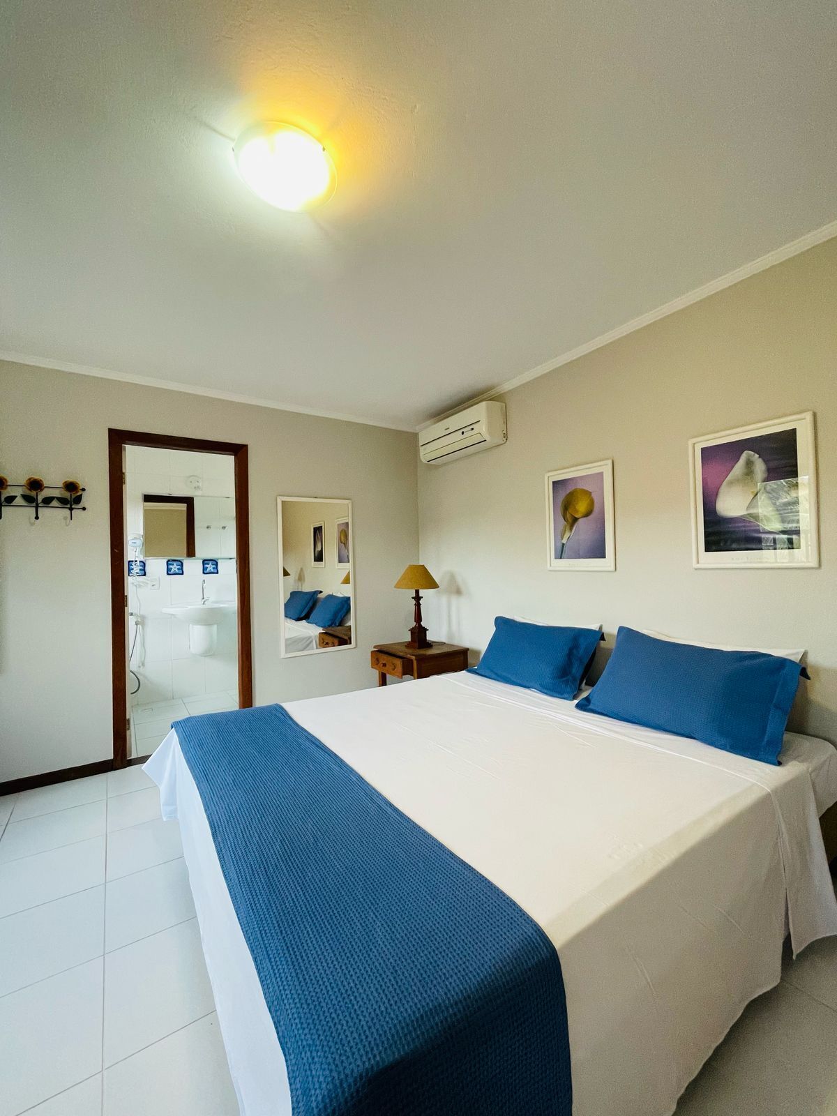 Superior Room | Minibar, iron/ironing board, free WiFi, bed sheets