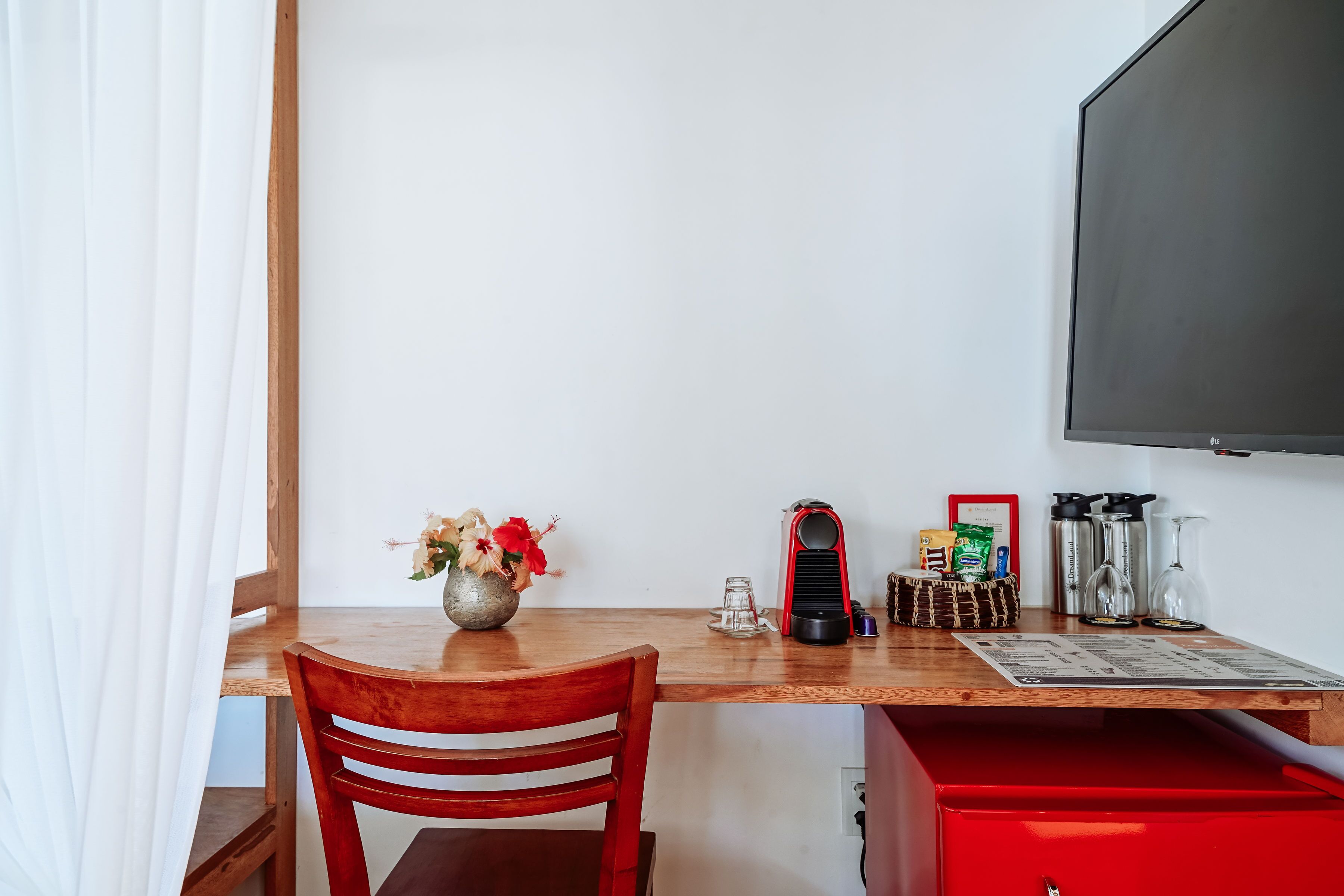 2 bedrooms, blackout curtains, free wifi, bed sheets