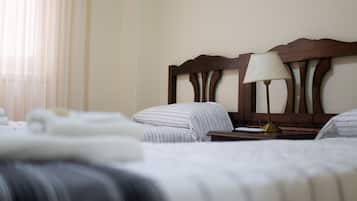 Ropa de cama de alta calidad, cubrecamas y colchones con pillow-top