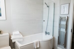 Bathroom - The Boot at Melbourne (Derby)