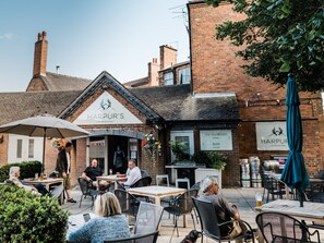 Exterior - Harpur's of Melbourne (Derby)