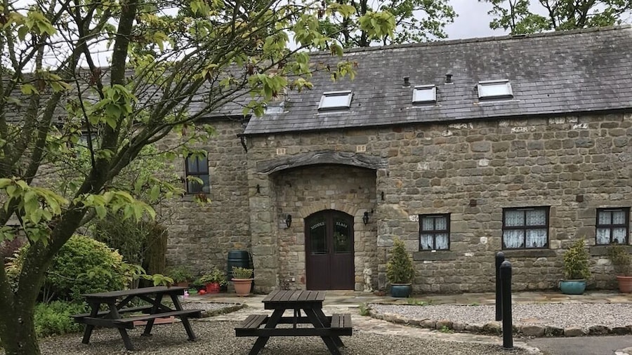 Middle Flass Lodge