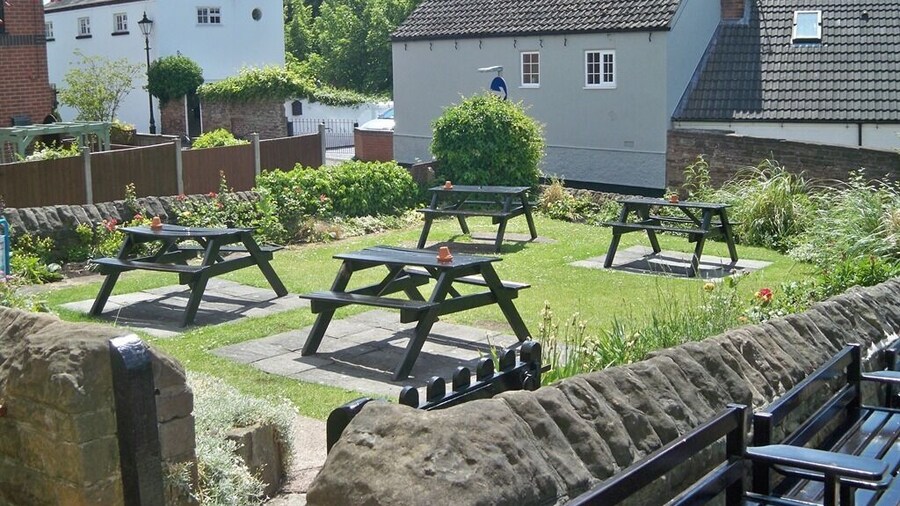 Nelson and Railway Inn