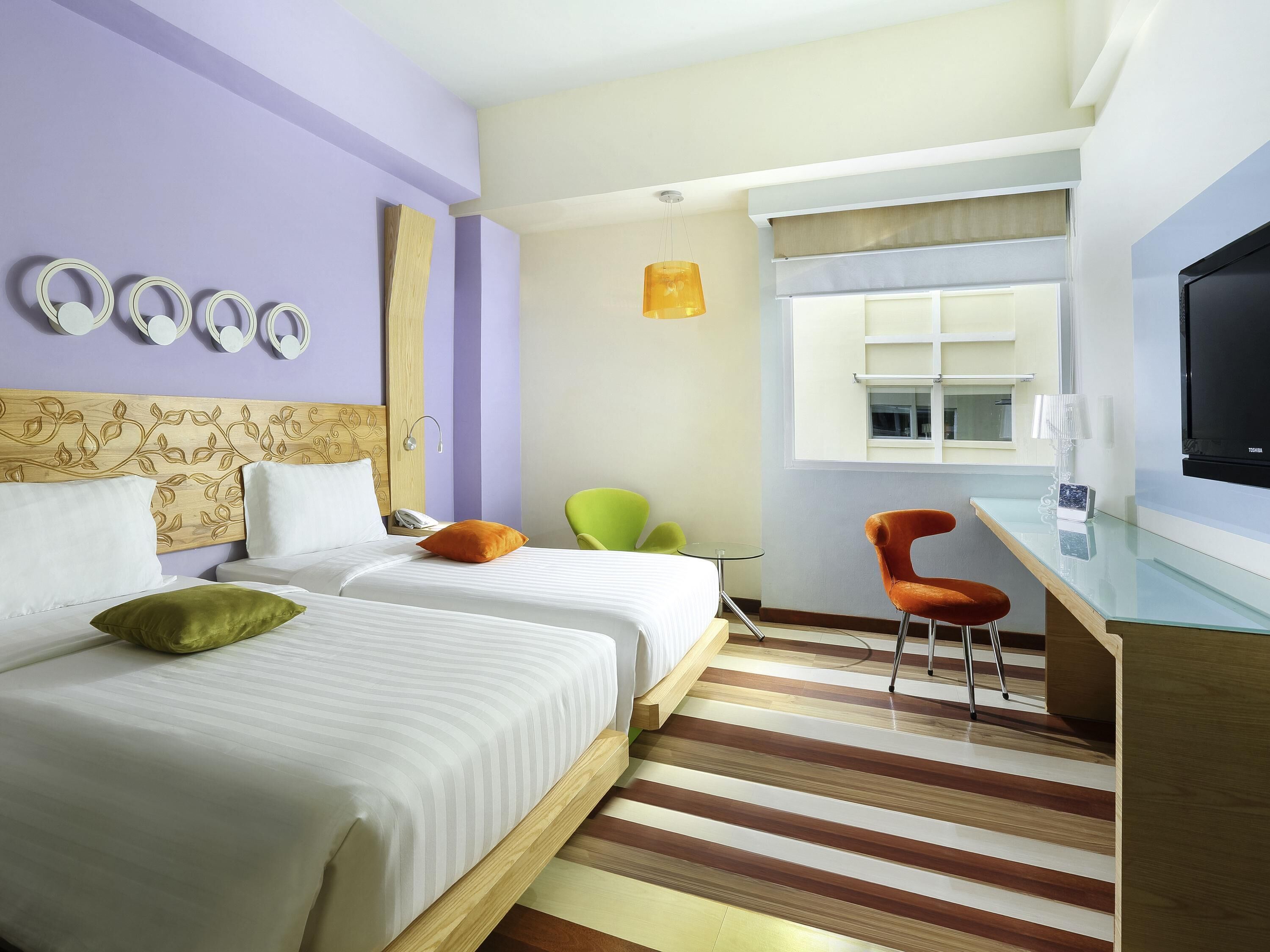 Deluxe Room, 2 Twin Beds | In-room safe, desk, soundproofing, iron/ironing board (on request)