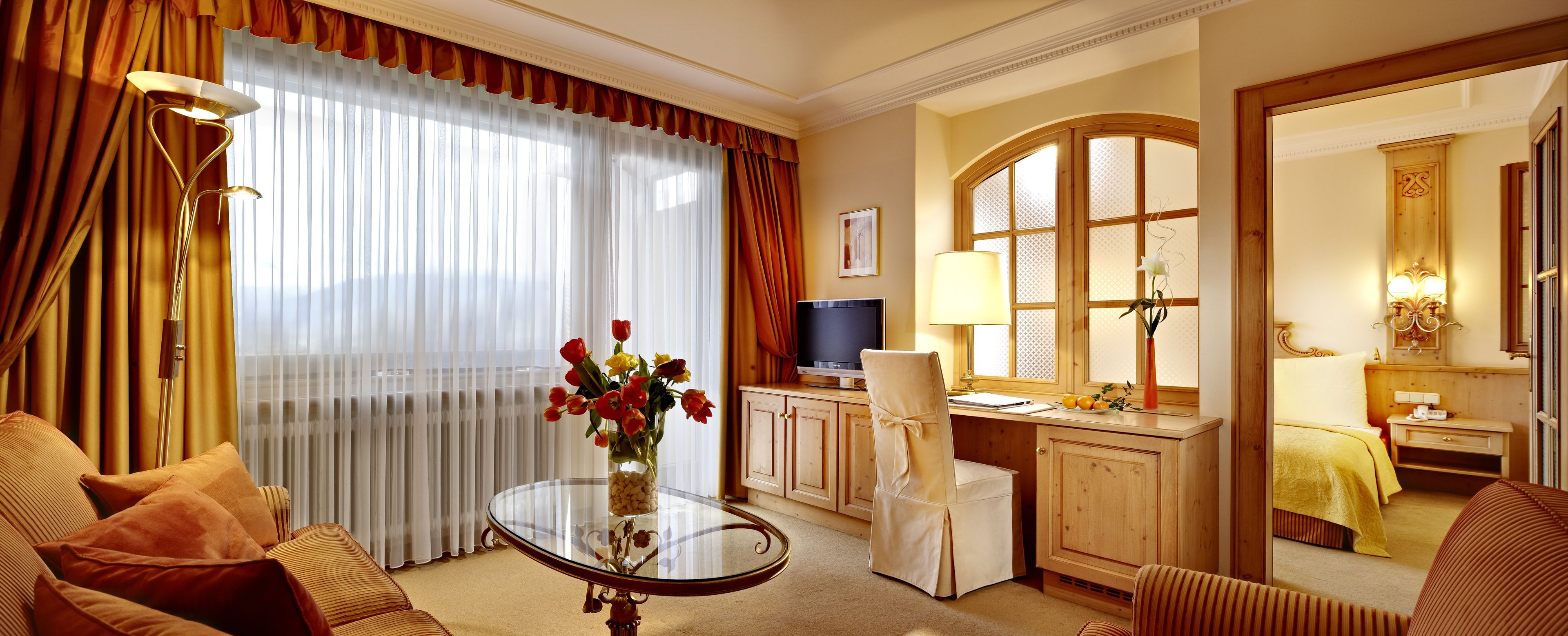 Suite, Balkon, Bergblick (50m²) | Hochwertige Bettwaren, Minibar, Zimmersafe, individuell dekoriert