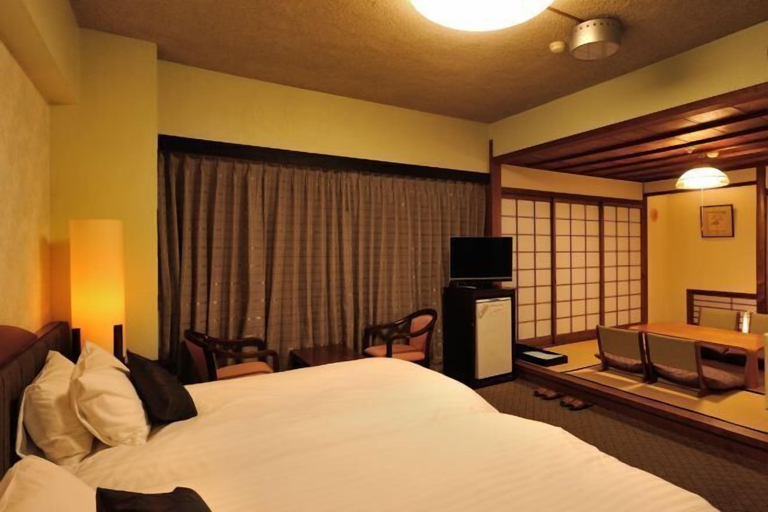 In-room safe, blackout curtains, iron/ironing board, free WiFi