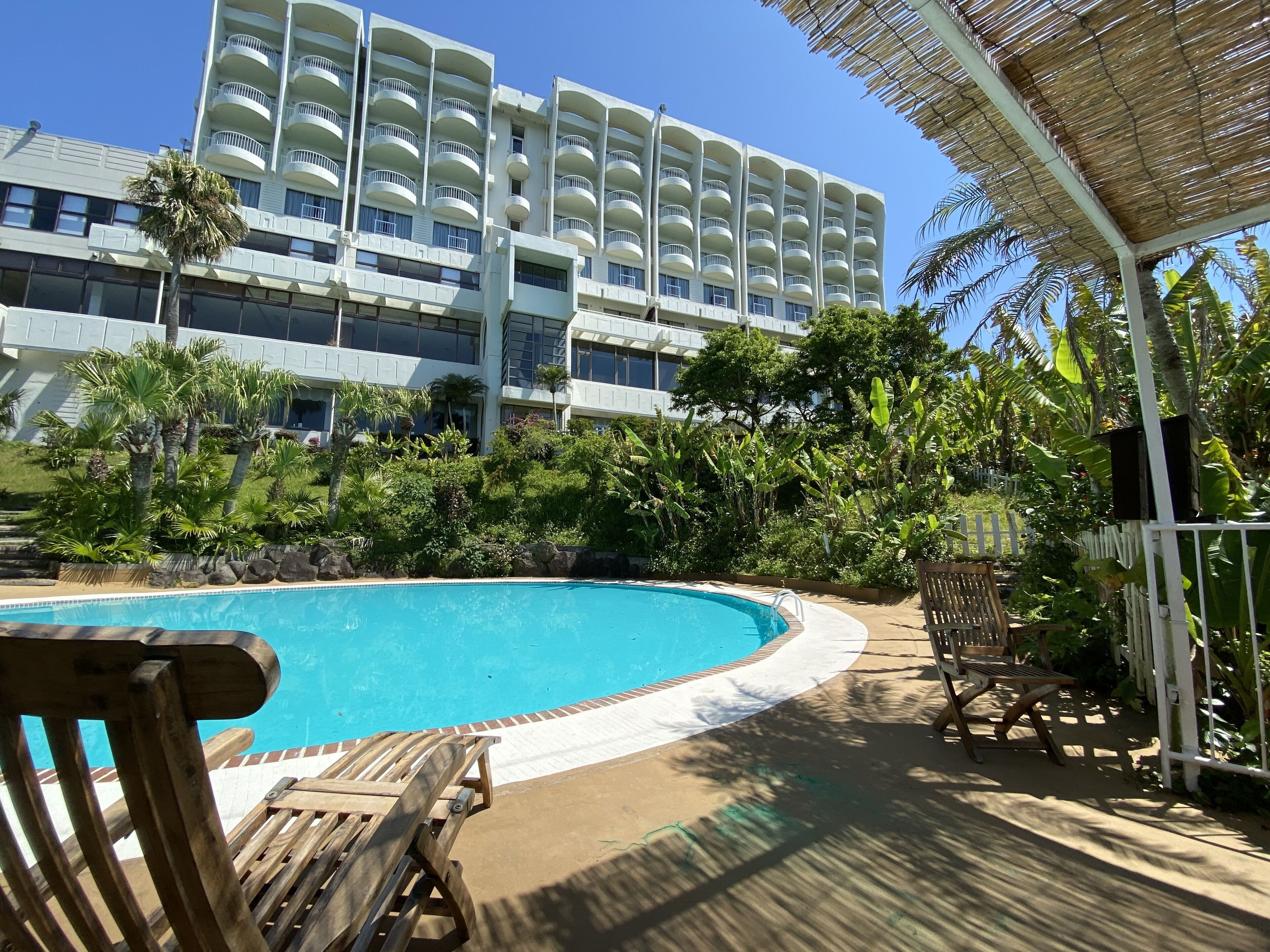 Sesongbasert utendørsbasseng