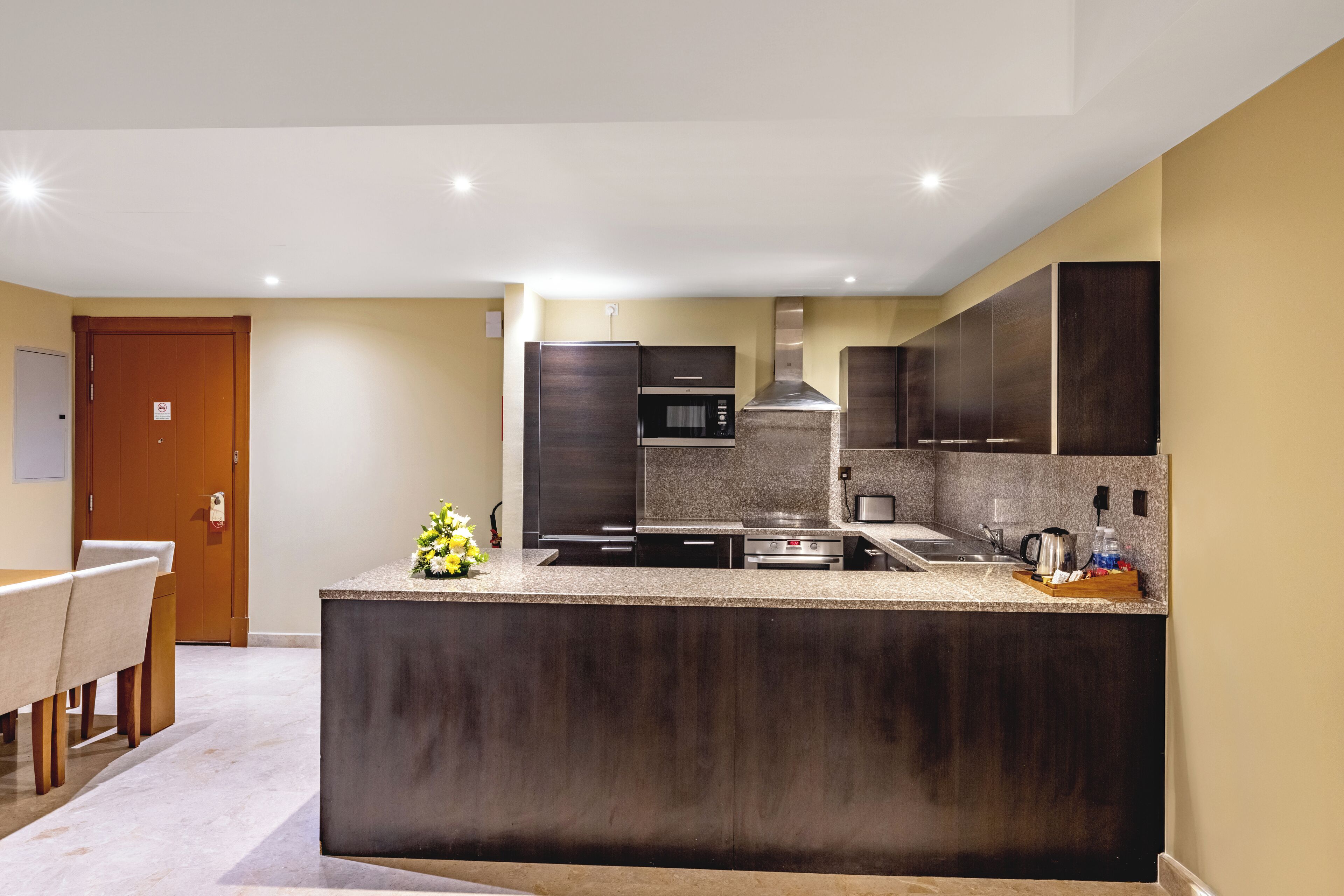 room, 1 bedroom | private kitchenette | electric kettle, eco-friendly cleaning products, paper towels