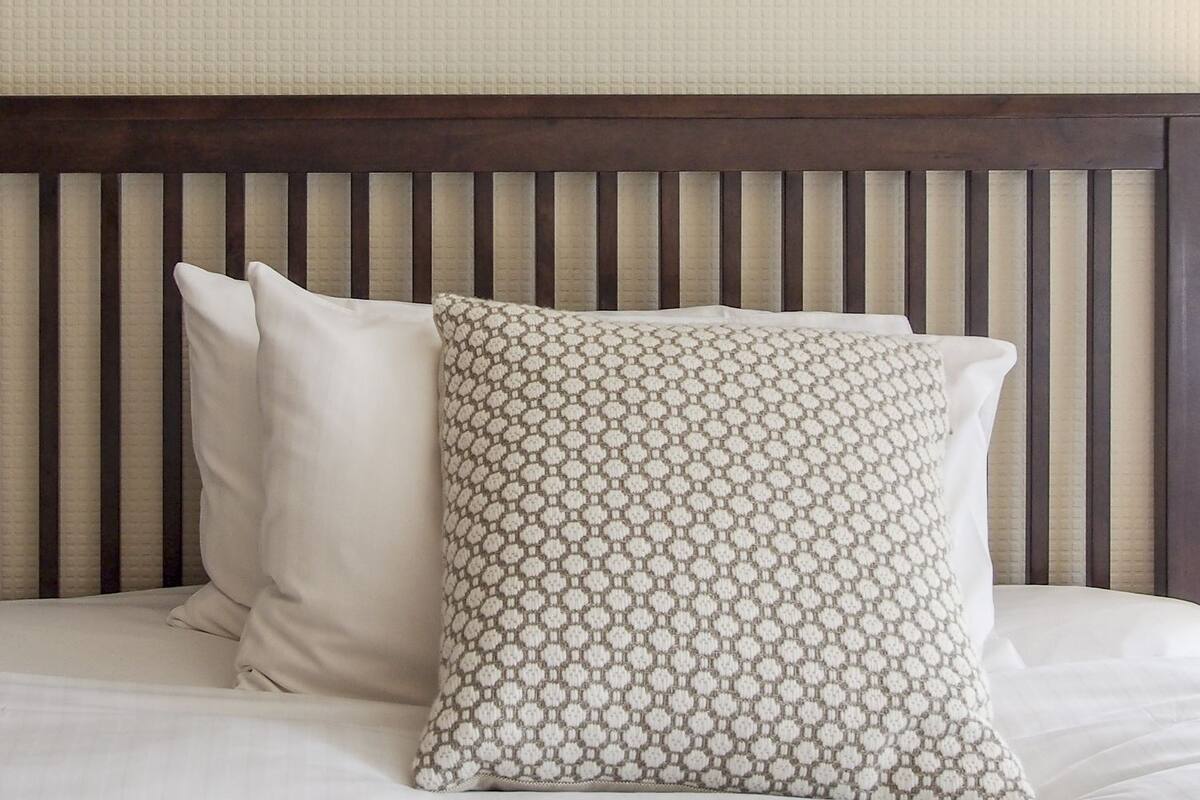 Family Triple Room | Iron/ironing board (on request), WiFi (free), individually decorated