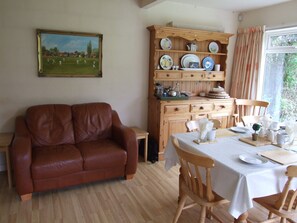 Restaurant - Gayton B&B (Solihull)