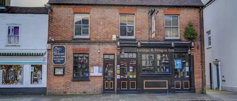 Bagian depan properti