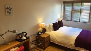 Unclassified image, 2 of 16, button - Clay Farm Guest House (Bromley)