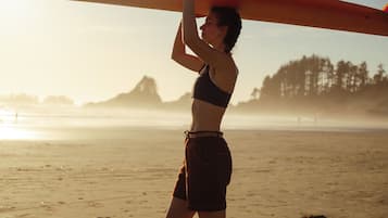 Surfing/boogie boarding