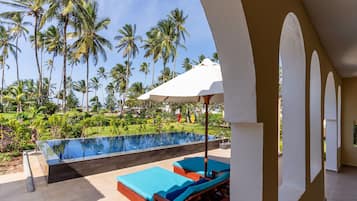 Villa with private pool | Ausblick vom Zimmer