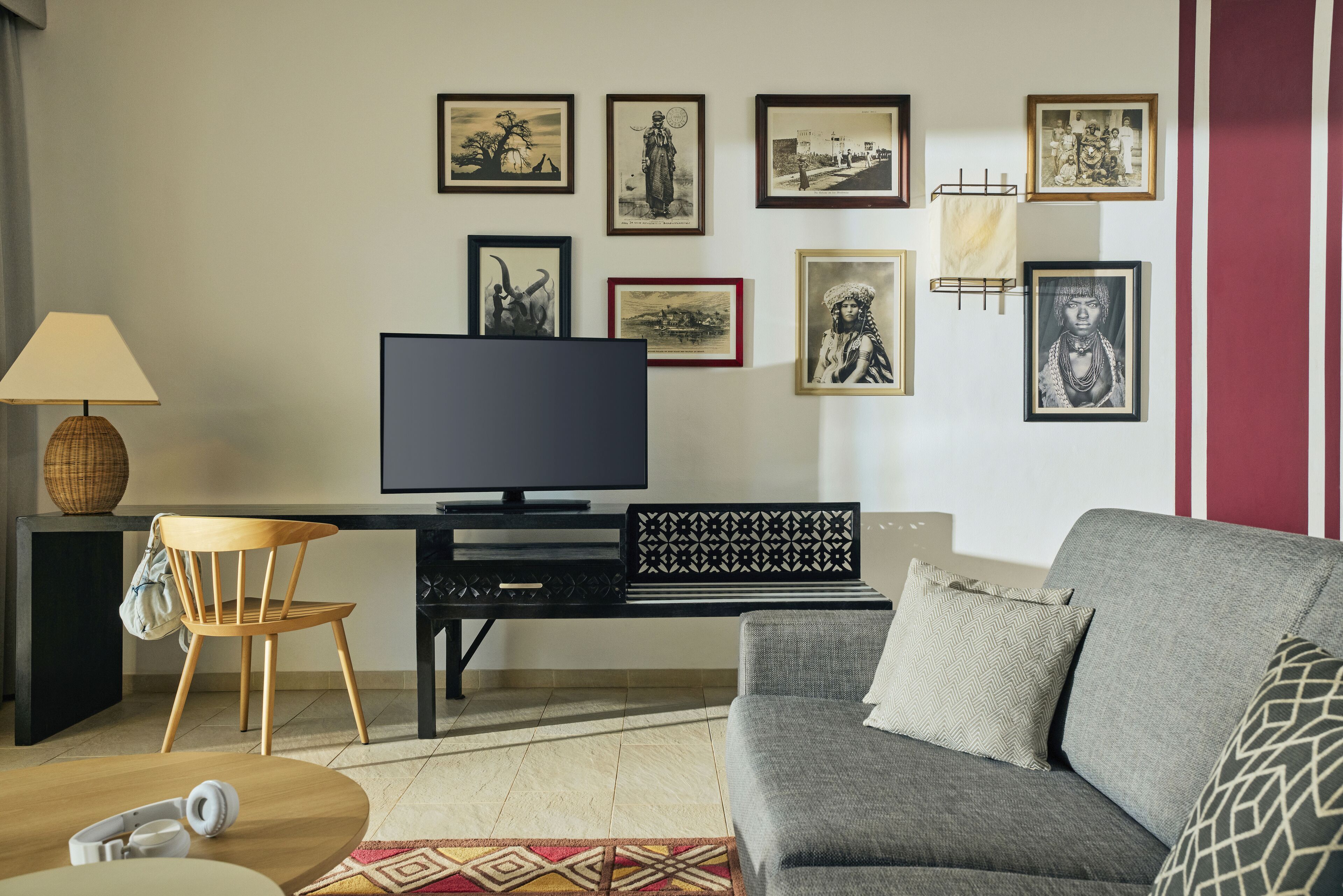 1 bedroom, egyptian cotton sheets, premium bedding, down duvets