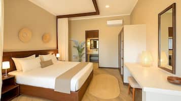Garden Room | 1 bedroom, premium bedding, minibar, in-room safe
