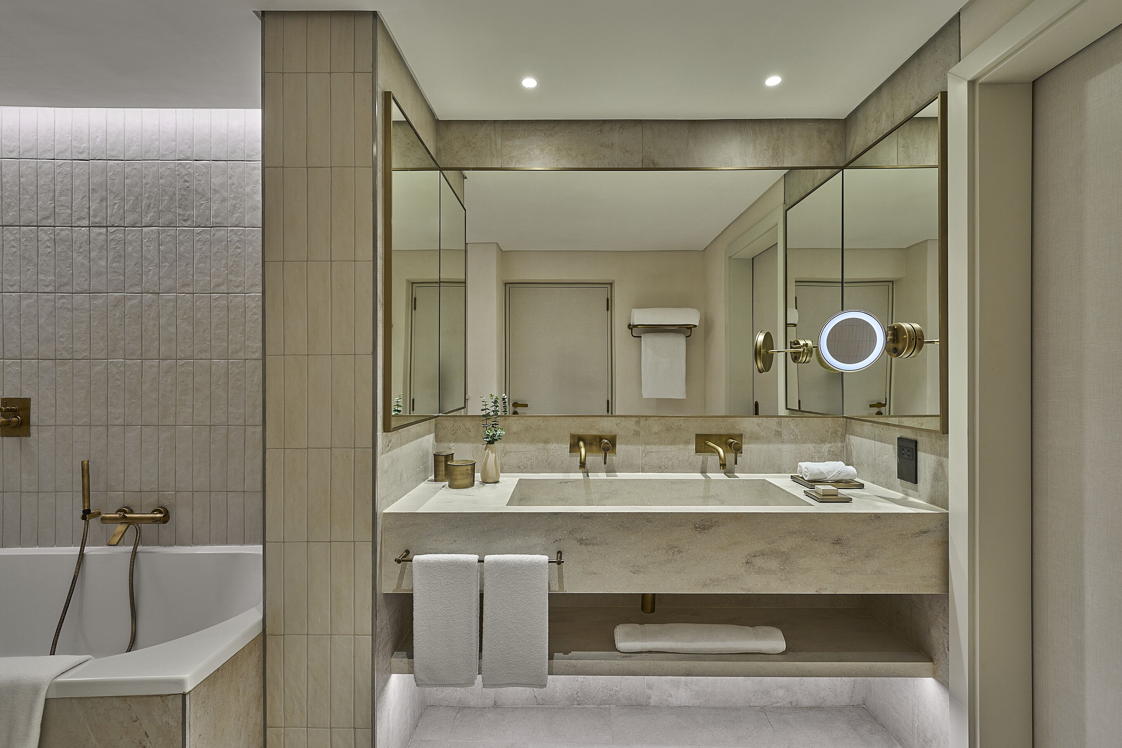 Foto - ERTH Abu Dhabi Hotel