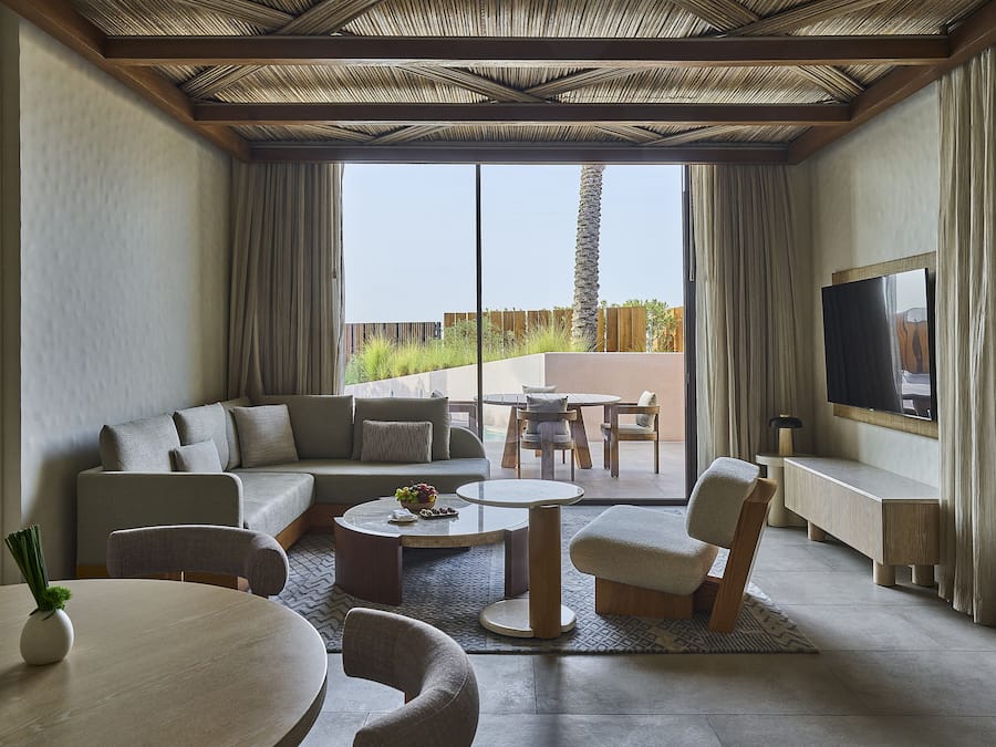 Klassieke villa | Een minibar, een kluis op de kamer, een bureau, een laptopwerkplek