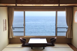 In-room safe, desk, free WiFi, bed sheets - Heiseikan Shiosaitei Hanatsuki (Hakodate)