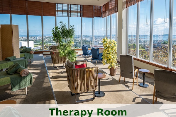 Couples treatment rooms, sauna, hot tub, steam room, body treatments