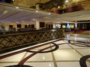 Interior - Maxims Tower (Pasay)