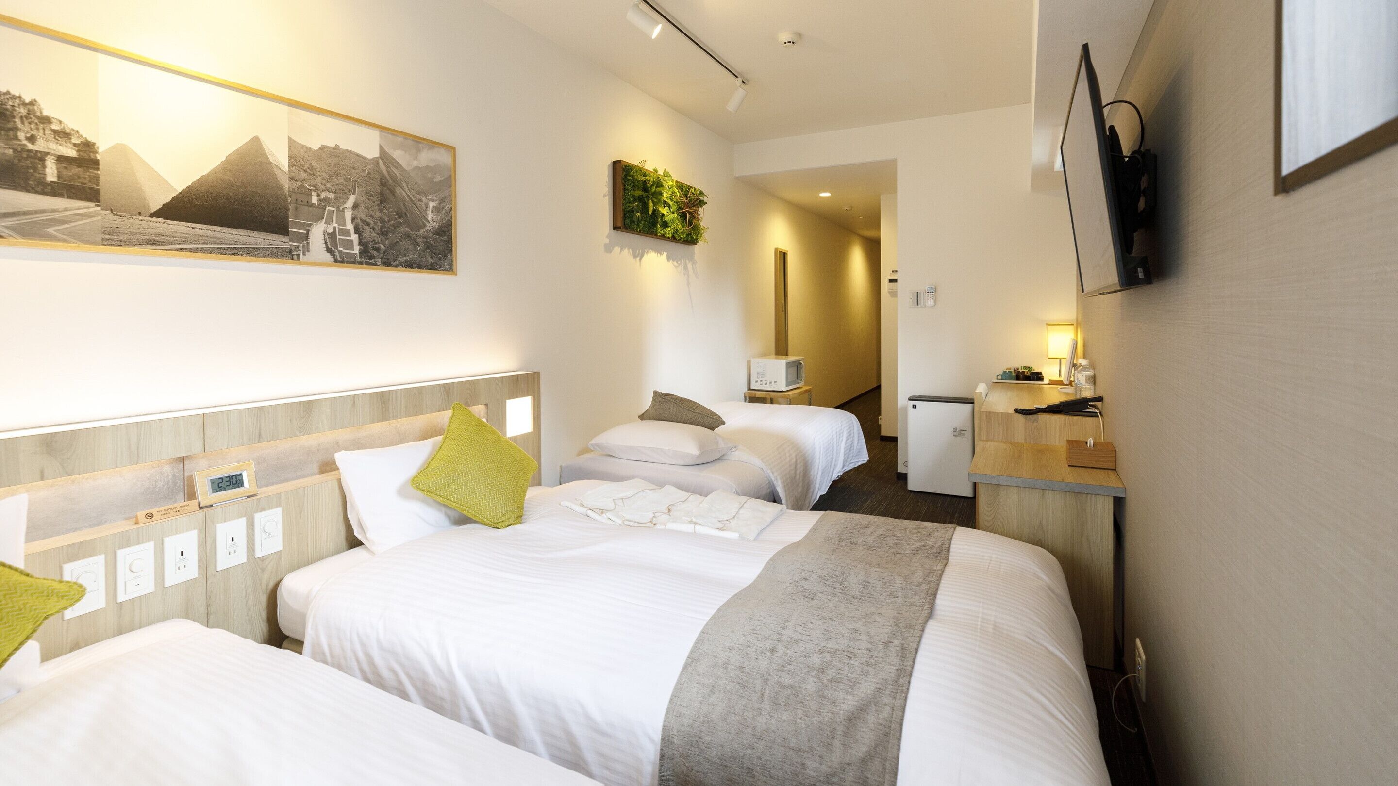 annex residential twin room for 3 people, non smoking | desk, blackout curtains, iron/ironing board, free wifi