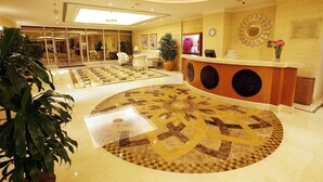 Deep-tissue massages, Swedish massages, sports massages - Corniche Hotel Sharjah (Sharjah)