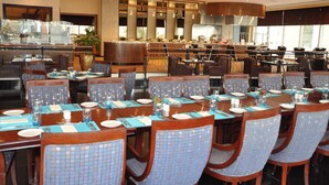 Restaurant - Corniche Hotel Sharjah (Sharjah)