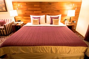 Premium bedding, in-room safe, individually furnished, desk - The Orchid Hotel Pune Hinjewadi (Pune)