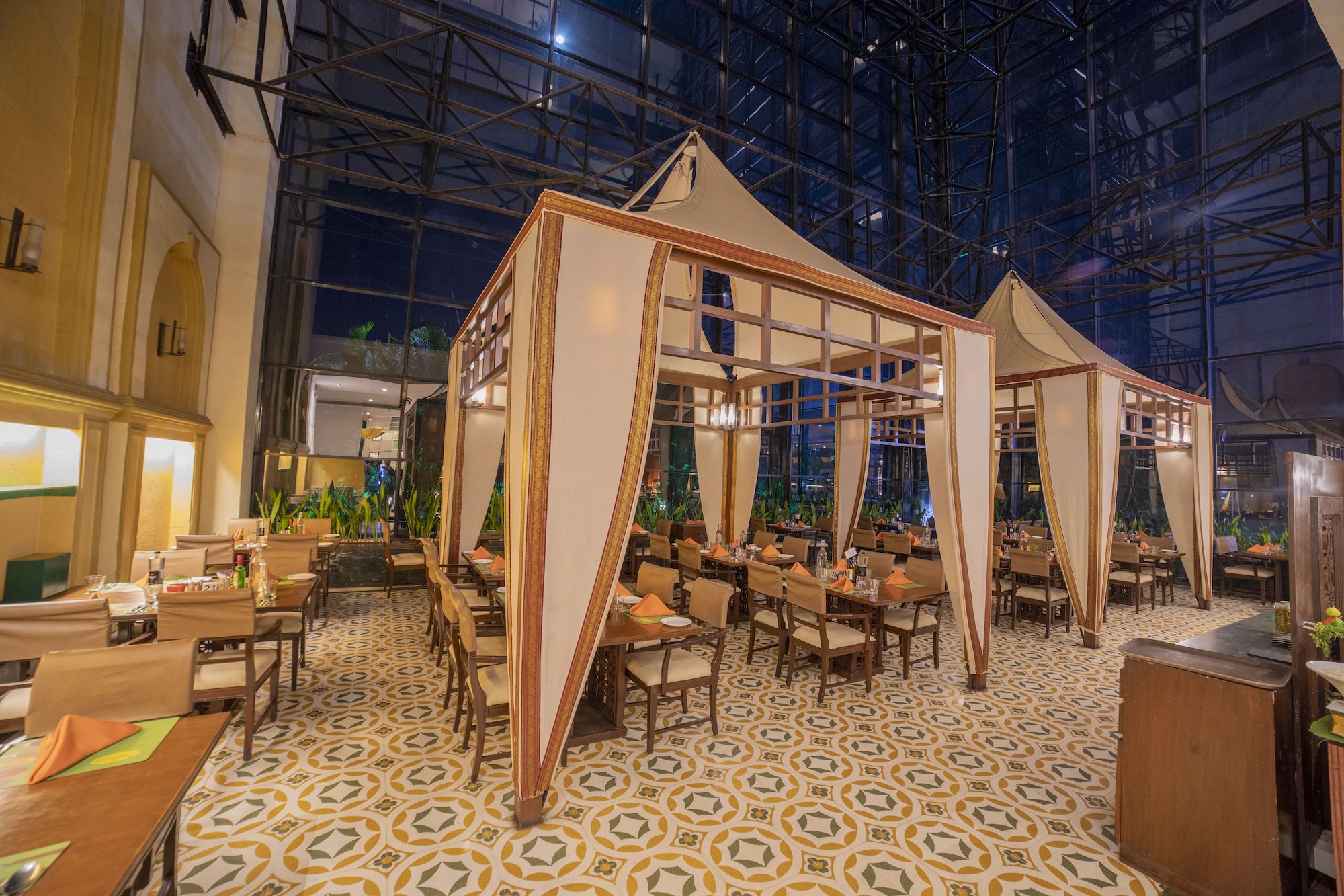 4 Star Hotels